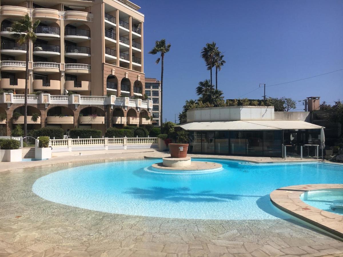 A 2 Minutes De La Vue Et Piscine